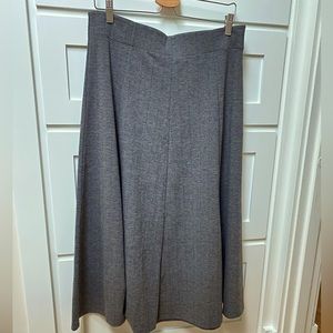 Lands End gray tweed-textured skirt, size 14